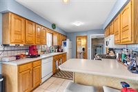 900 14TH Place, Camanche, IA 52730