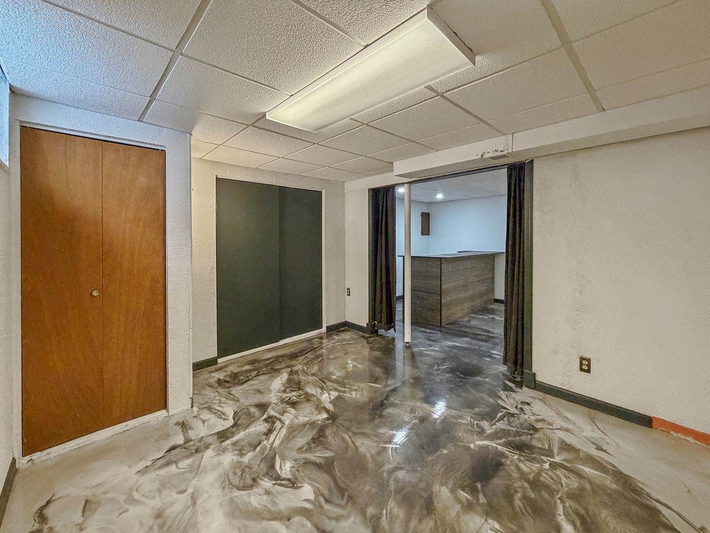 215 Baird Street, Dakota, IL 61018