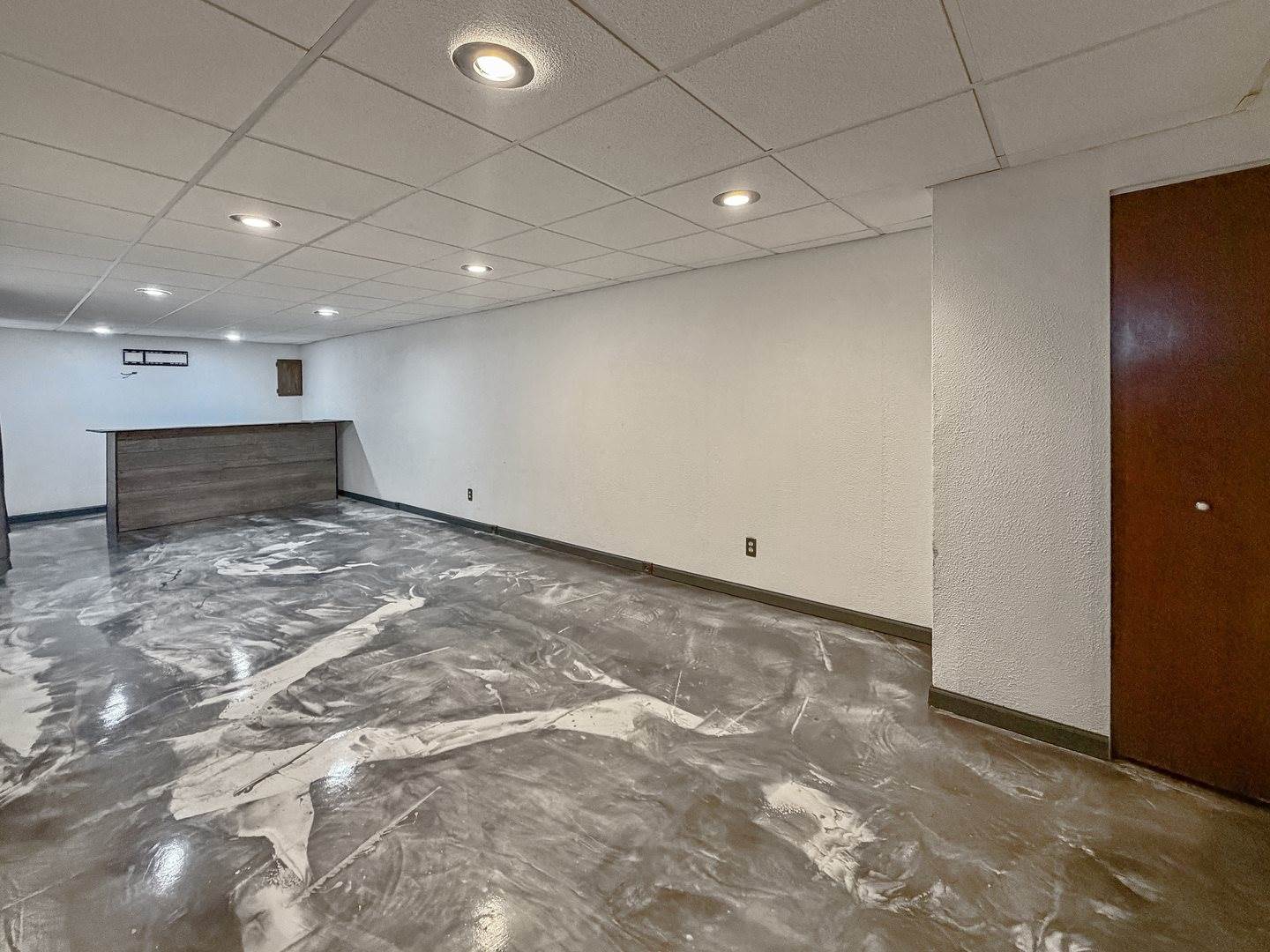 215 Baird Street, Dakota, IL 61018