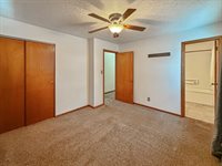 215 Baird Street, Dakota, IL 61018