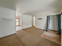 215 Baird Street, Dakota, IL 61018