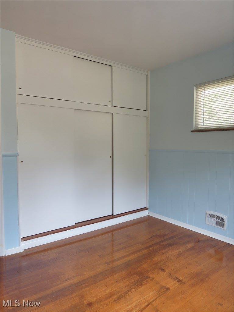 25316 Conover Drive, Bay Village, OH 44140