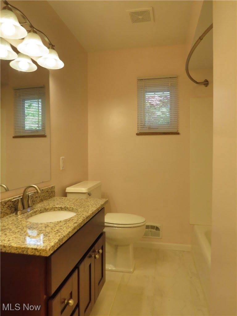 25316 Conover Drive, Bay Village, OH 44140