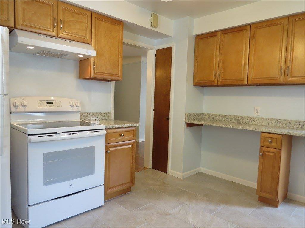 25316 Conover Drive, Bay Village, OH 44140