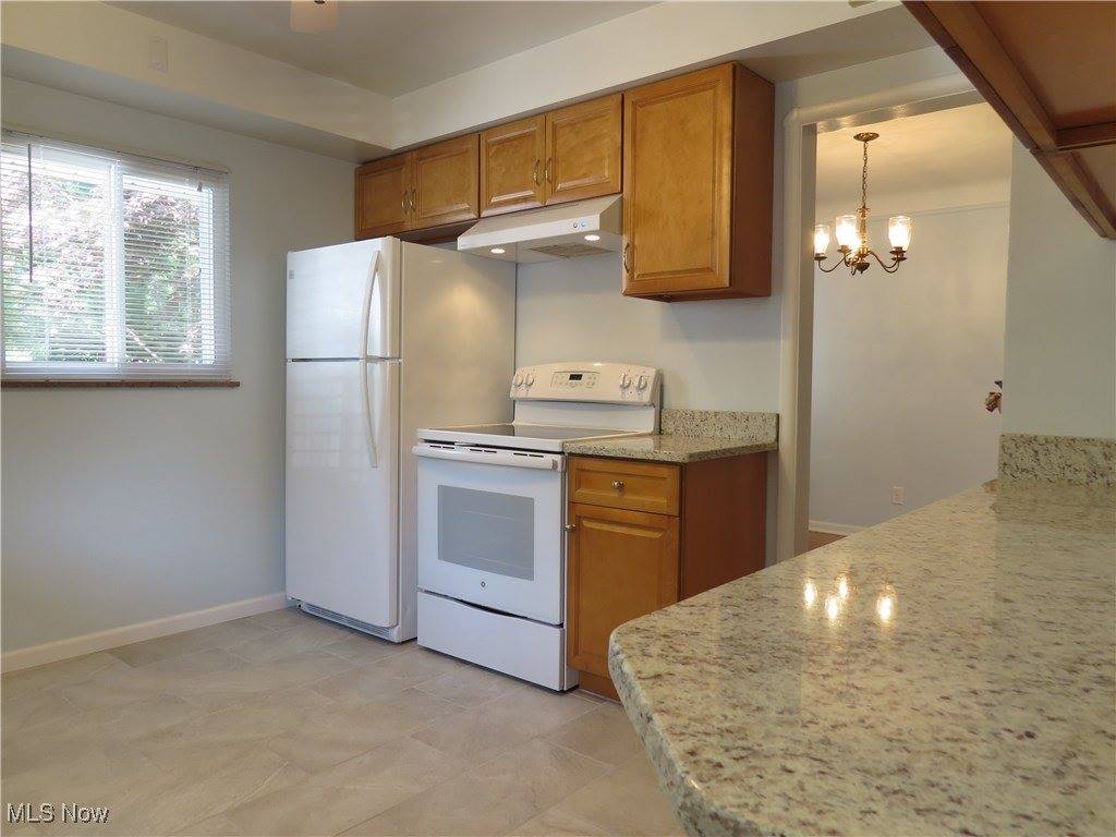 25316 Conover Drive, Bay Village, OH 44140