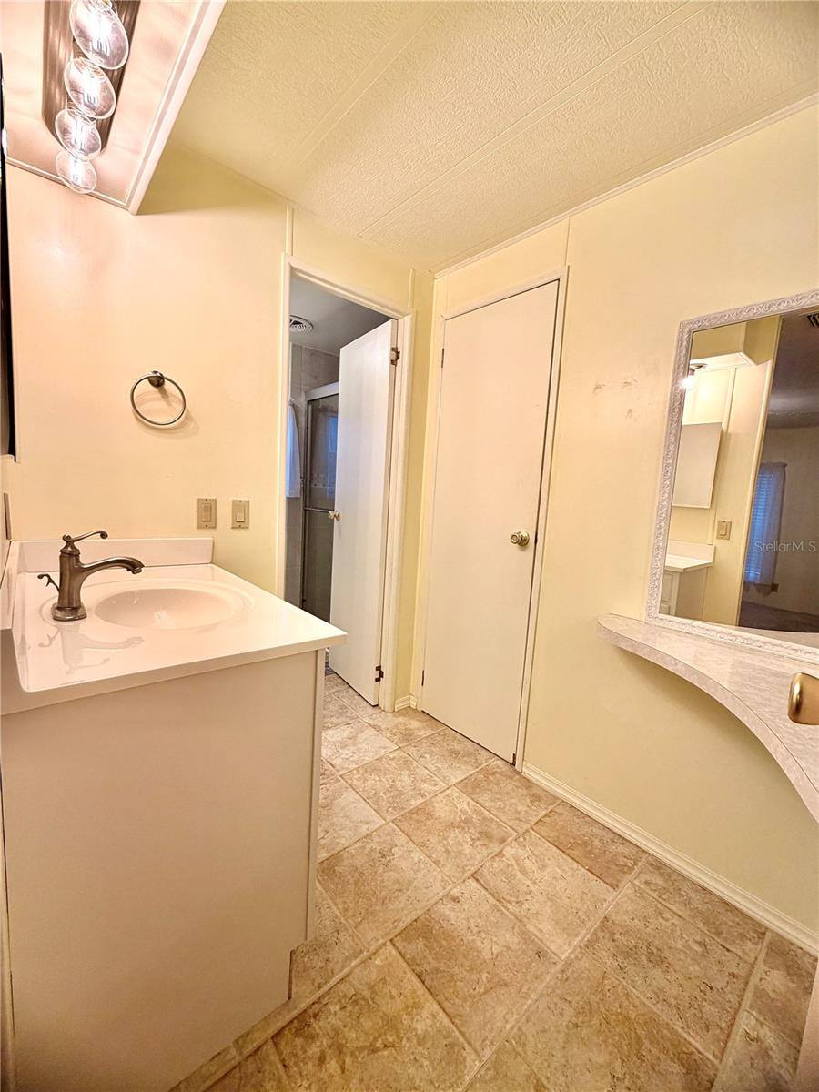 3335 South Citrus Circle, Zellwood, FL 32798