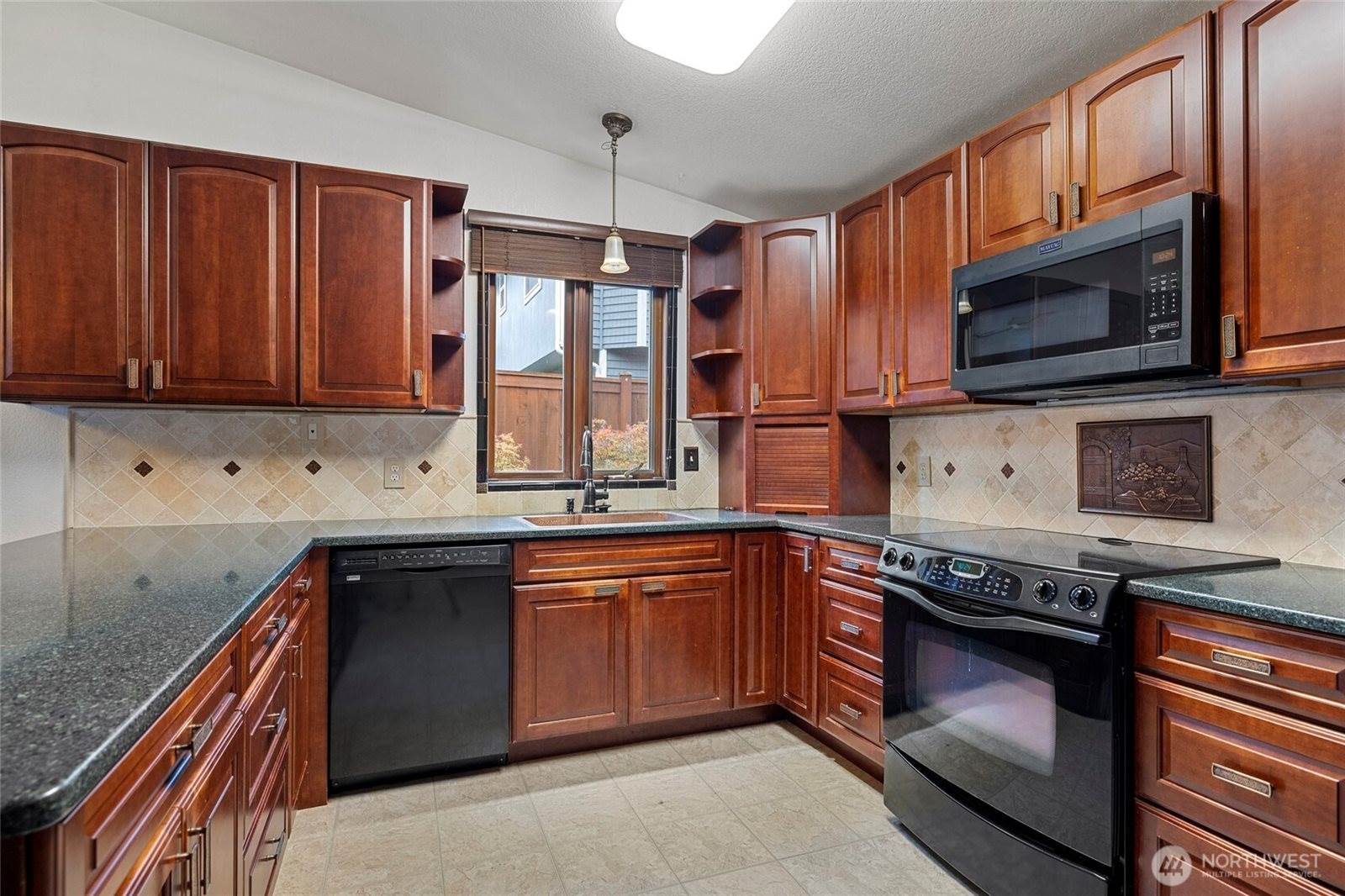 5032 122nd Street SE, Everett, WA 98208