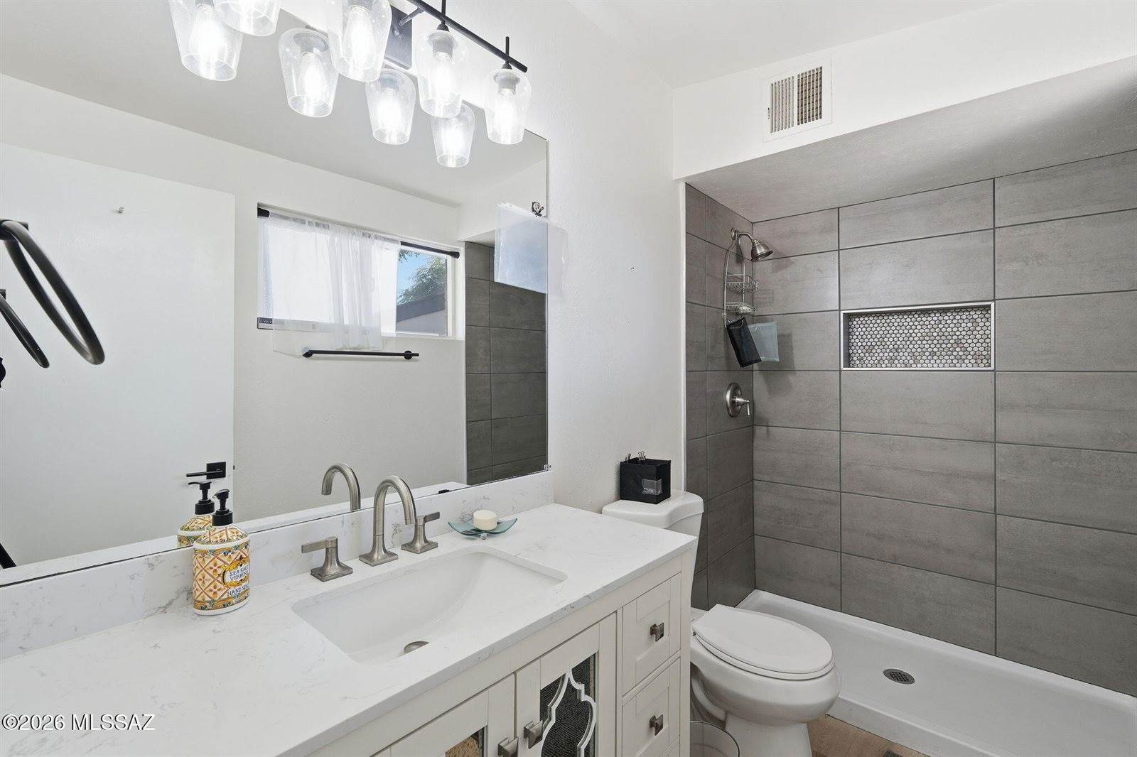 5521 East Kelso Street, Tucson, AZ 85712