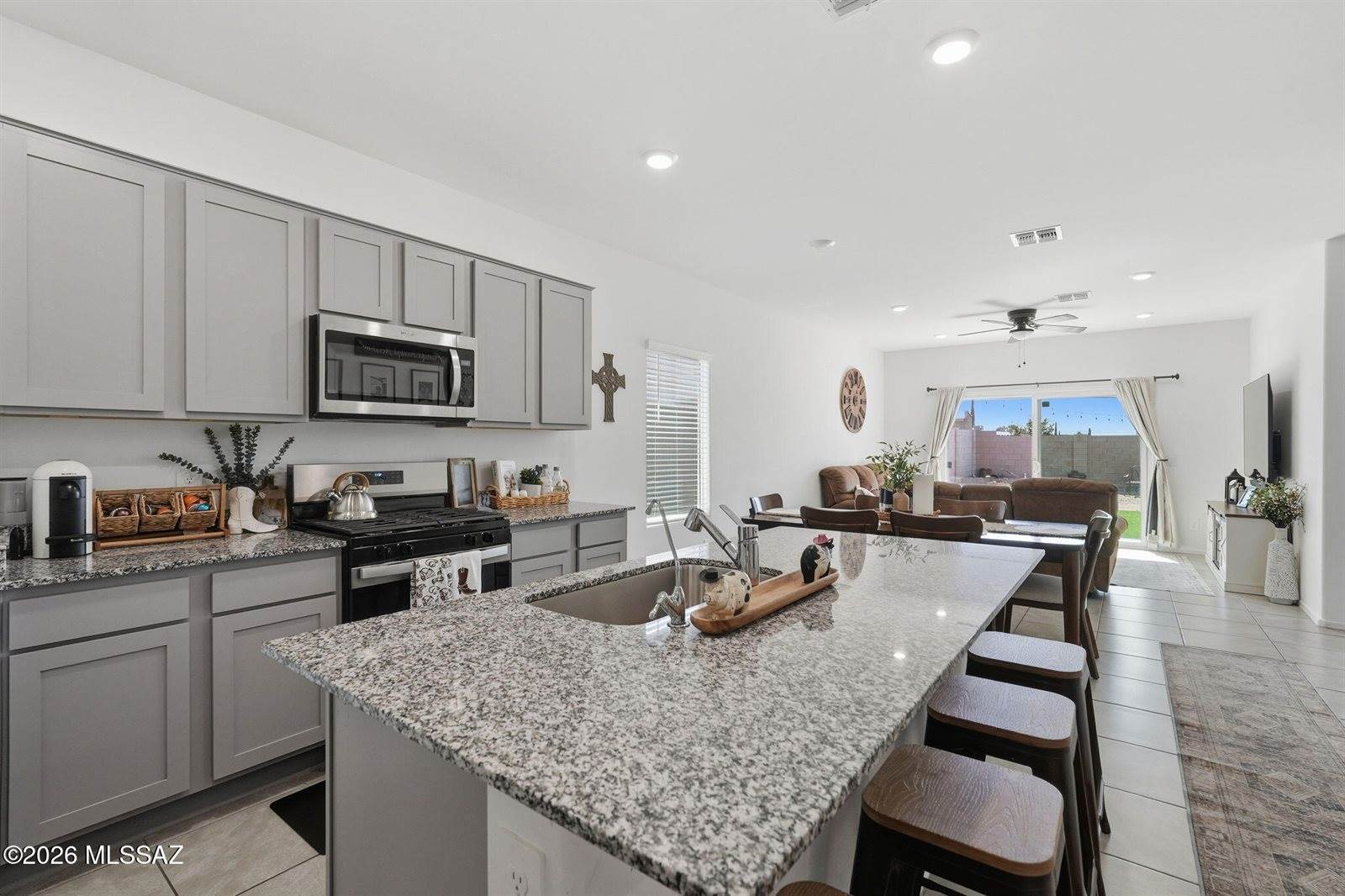 9780 East Gray Hawk Drive, Tucson, AZ 85730