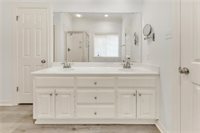 5560 Timberwood Drive, College Station, TX 77845