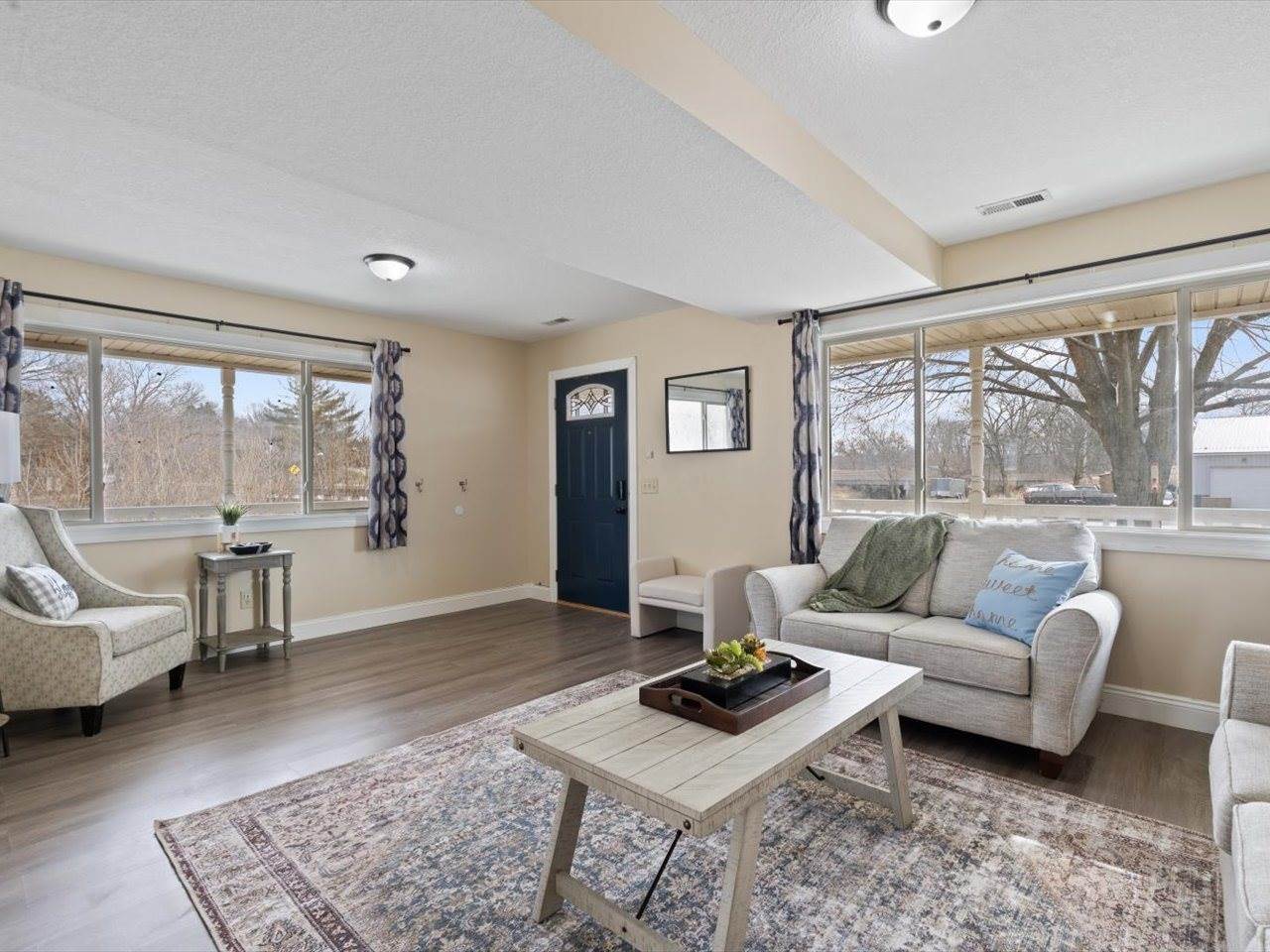 24784 Valley Drive, Pleasant Valley, IA 52767