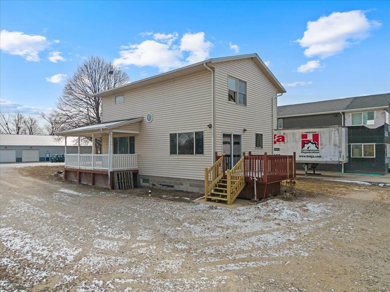 24784 Valley Drive, Pleasant Valley, IA 52767