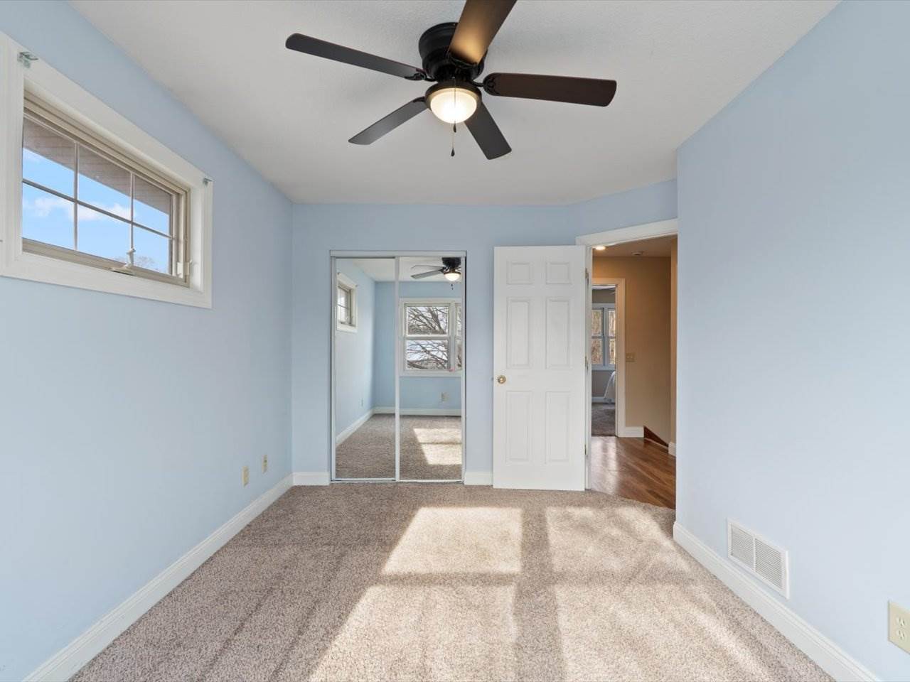 24784 Valley Drive, Pleasant Valley, IA 52767