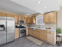 24784 Valley Drive, Pleasant Valley, IA 52767