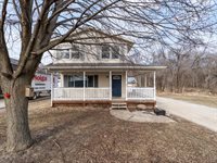 24784 Valley Drive, Pleasant Valley, IA 52767