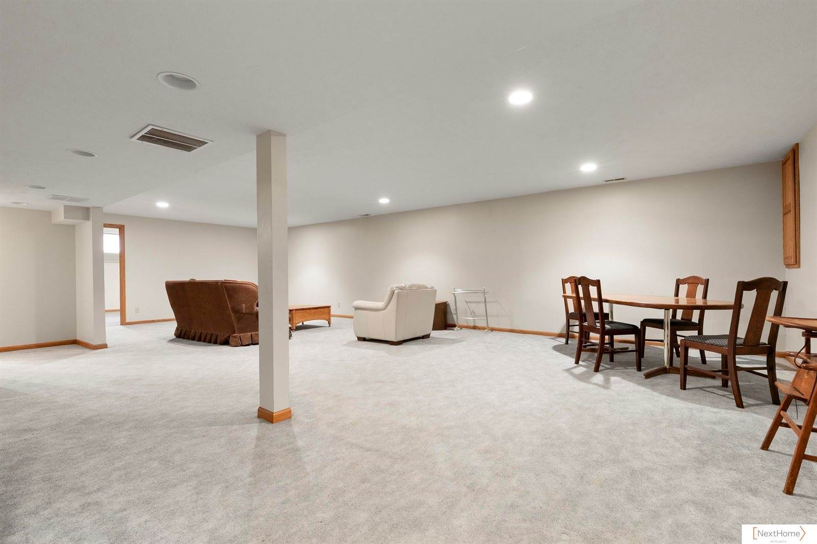 4215 South 40th Street, Lincoln, NE 68506