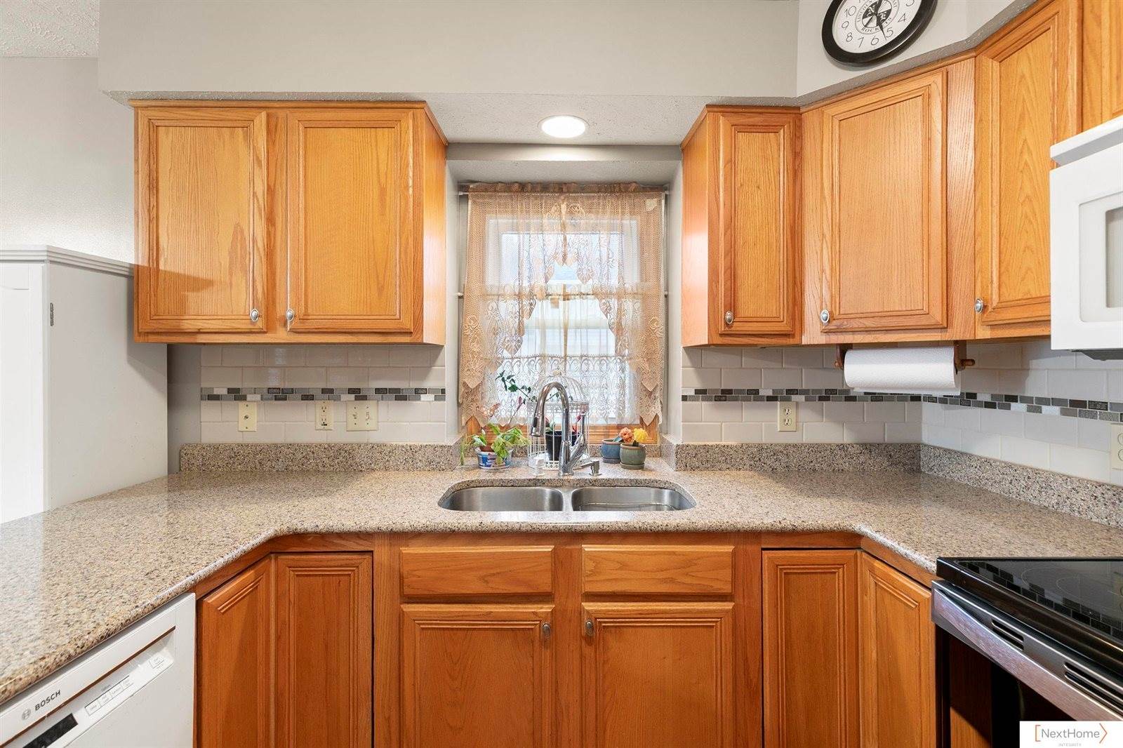 4215 South 40th Street, Lincoln, NE 68506