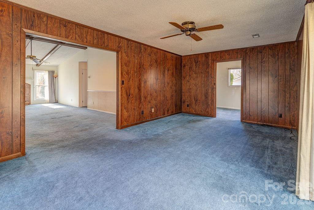 93 Stoney Hill Court, Asheville, NC 28804