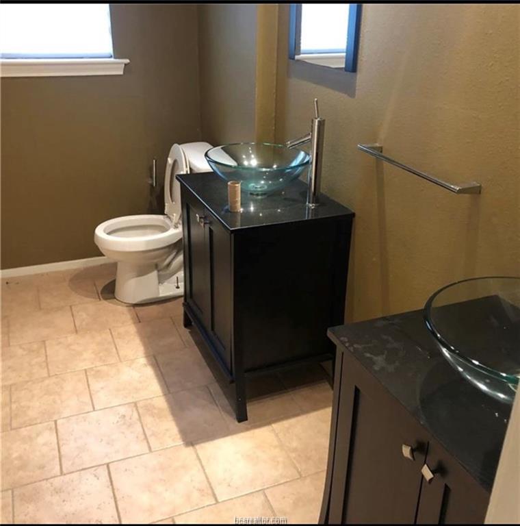 3700 Stillmeadow Drive, Bryan, TX 77802