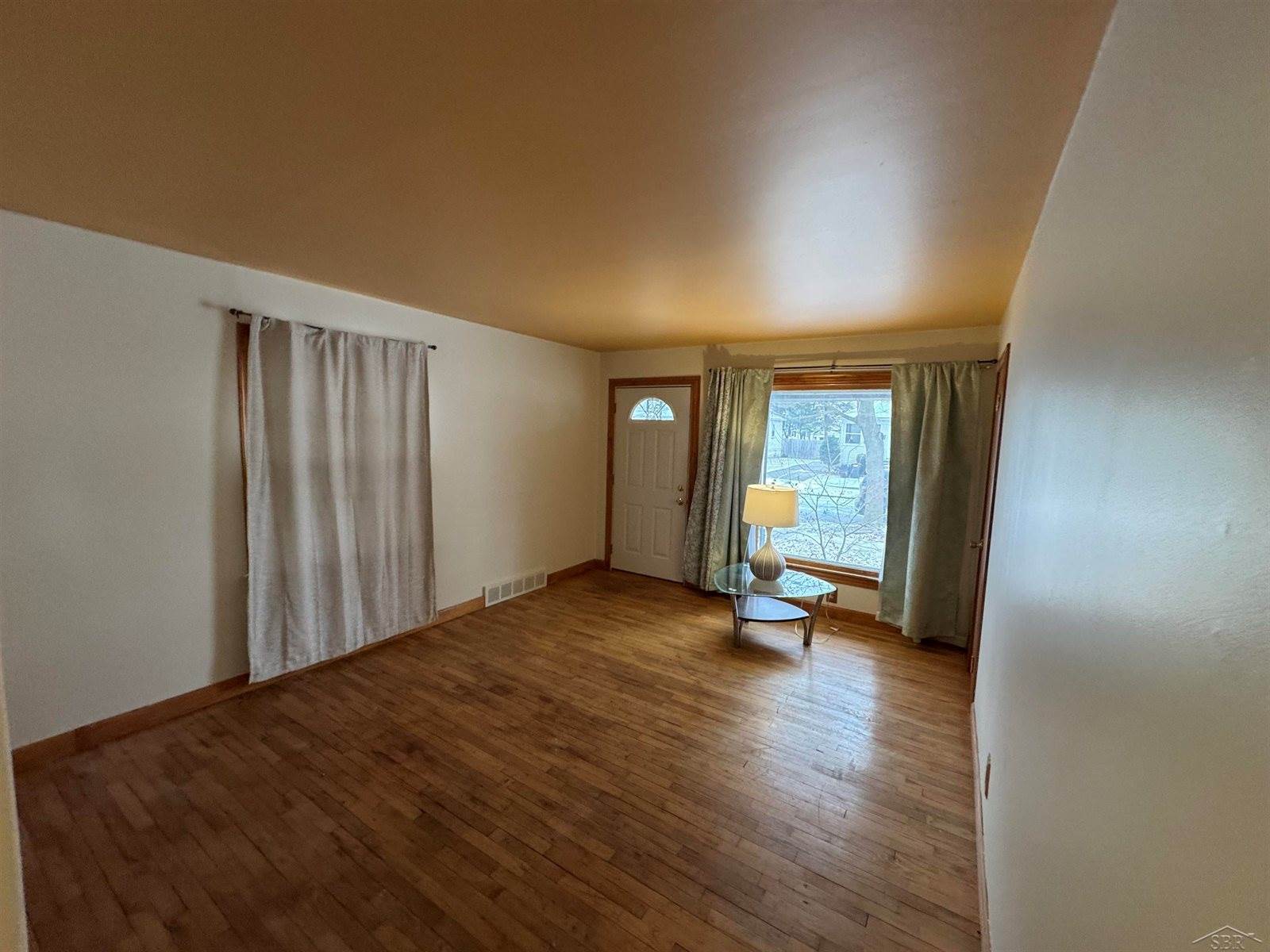 250 Goetz Street, Saginaw, MI 48602