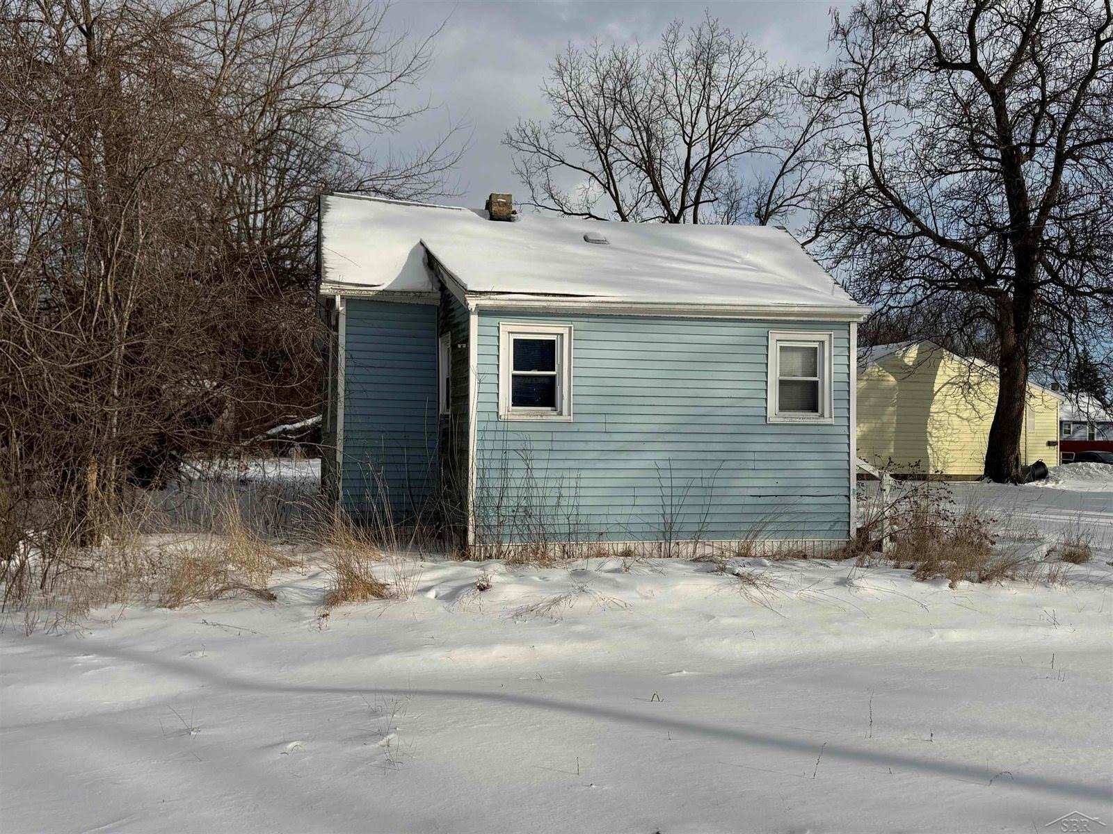 2714 Lincoln Avenue, Saginaw, MI 48601