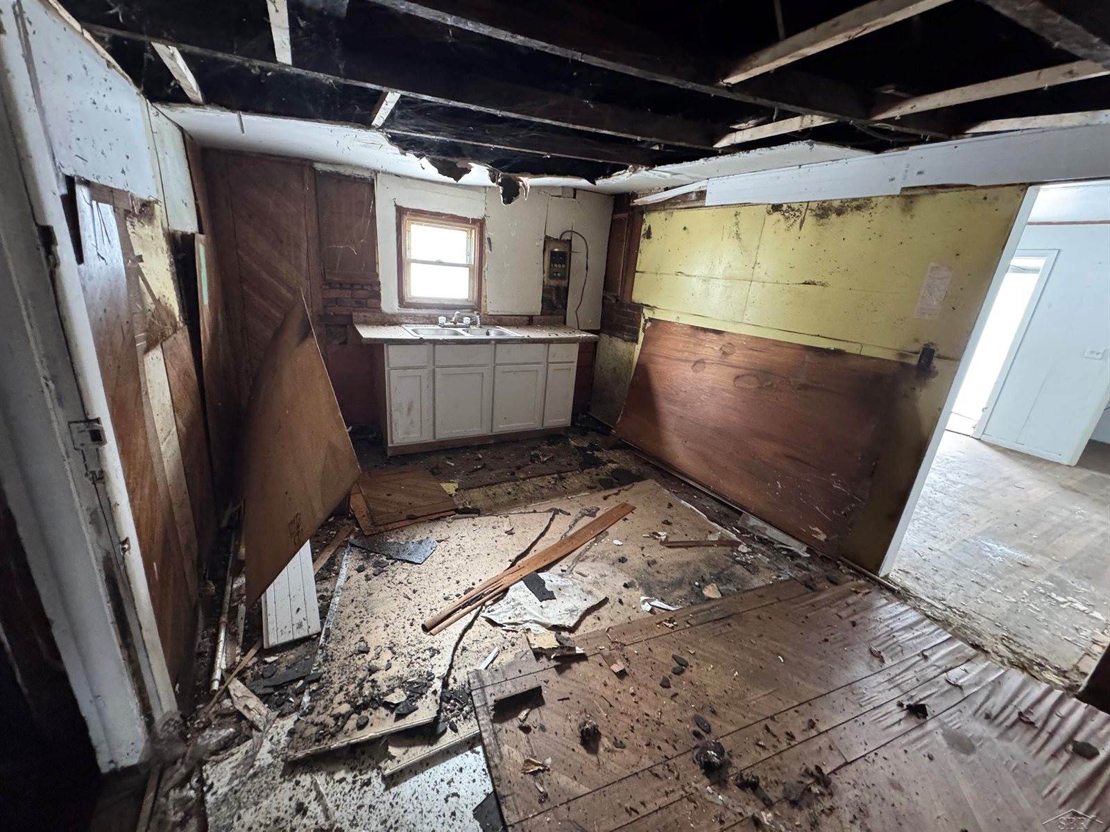 2714 Lincoln Avenue, Saginaw, MI 48601