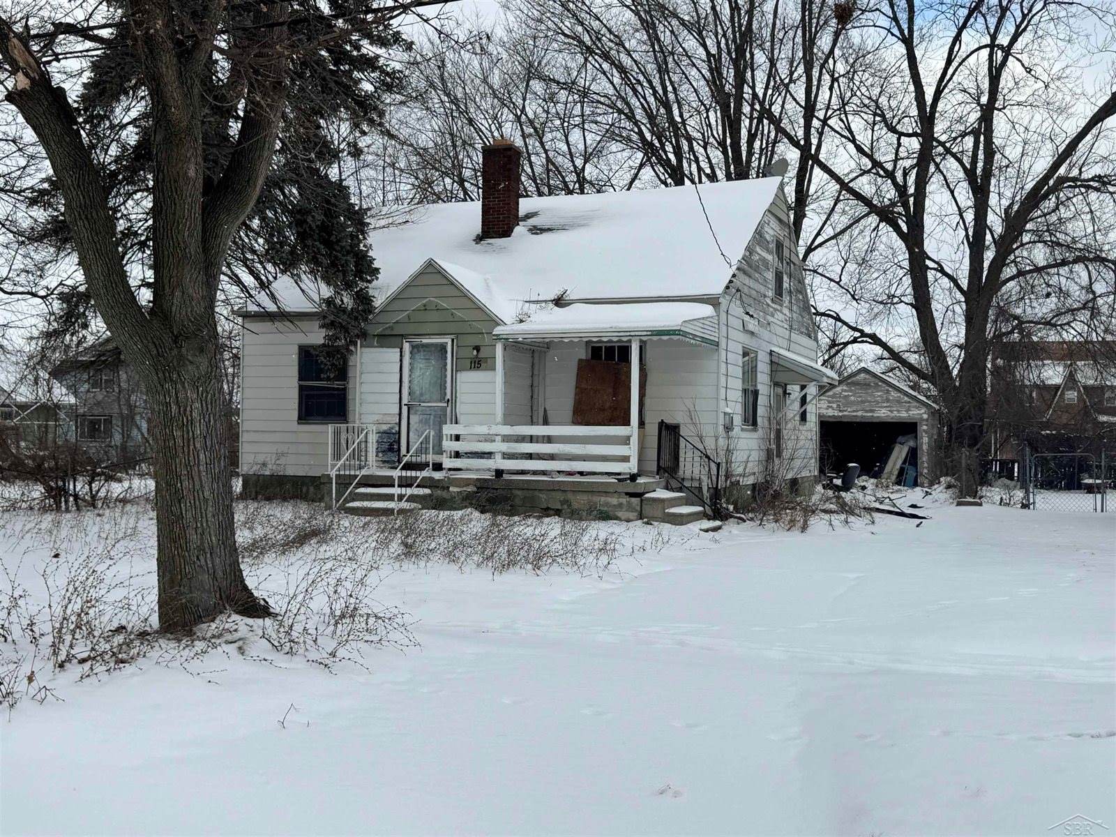 115 E Genesee Street, Flint, MI 48505