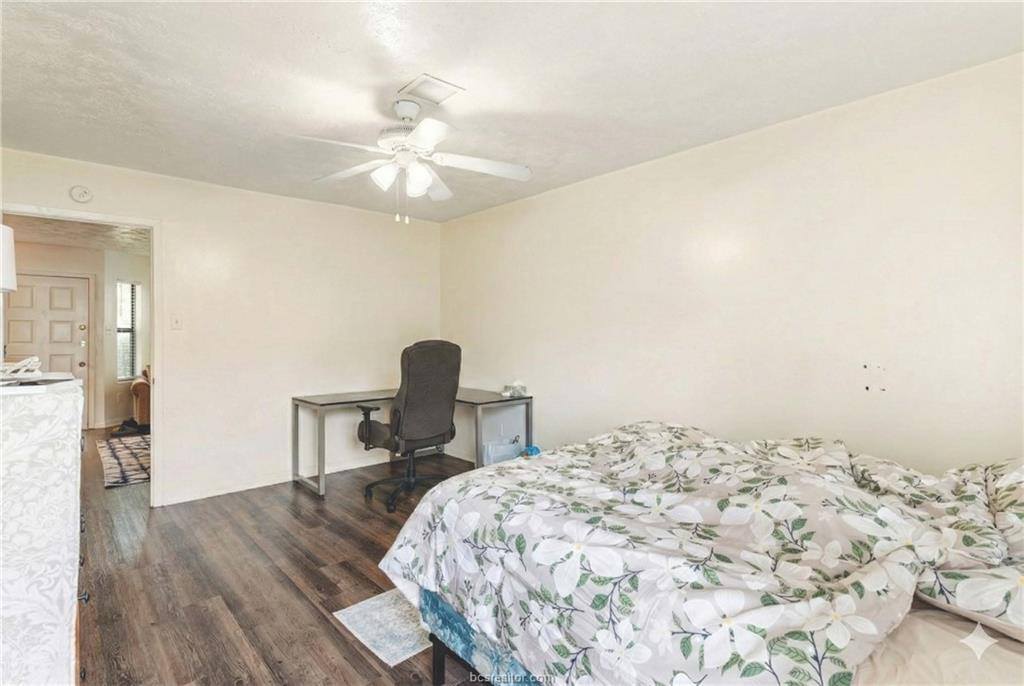 4441 Old College Road, Bryan, TX 77801