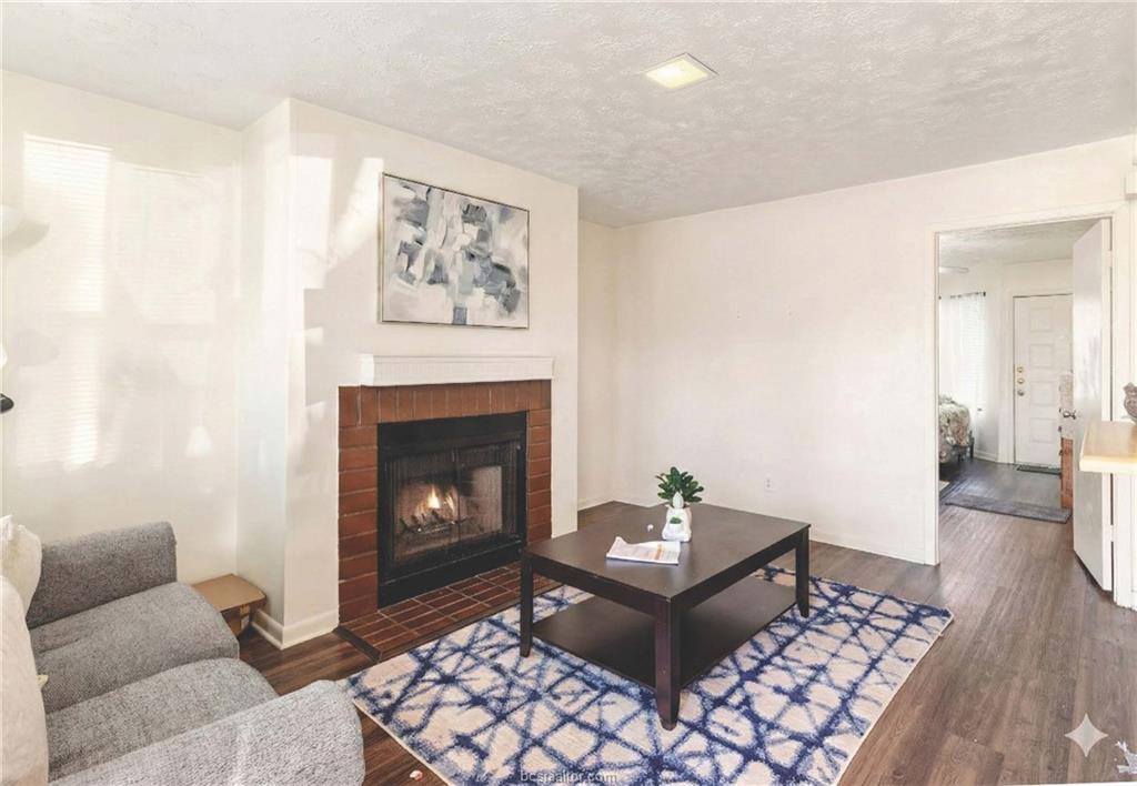 4441 Old College Road, Bryan, TX 77801