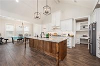 2715 Portland Avenue, College Station, TX 77845