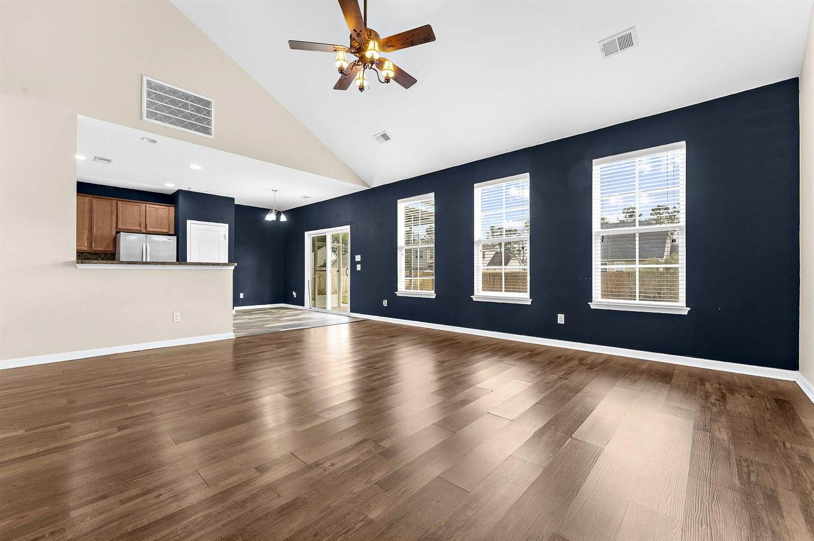2206 Pimlico Drive, Ridgeville, SC 29472