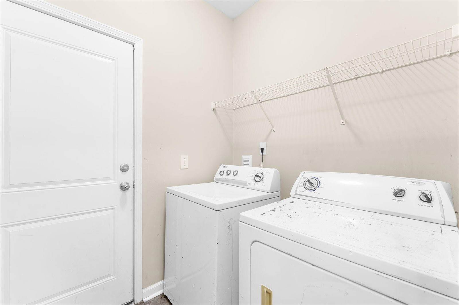 2206 Pimlico Drive, Ridgeville, SC 29472