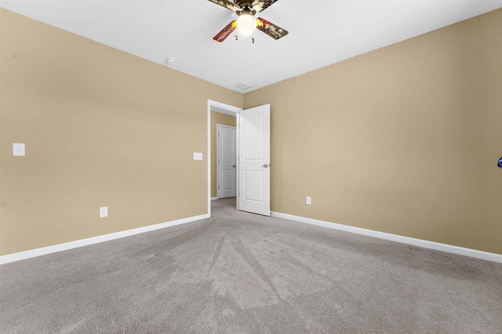 2206 Pimlico Drive, Ridgeville, SC 29472