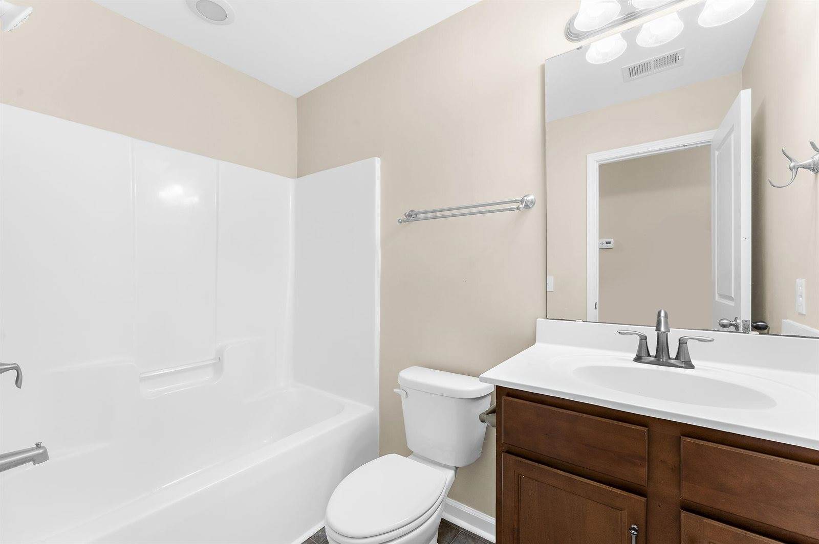 2206 Pimlico Drive, Ridgeville, SC 29472