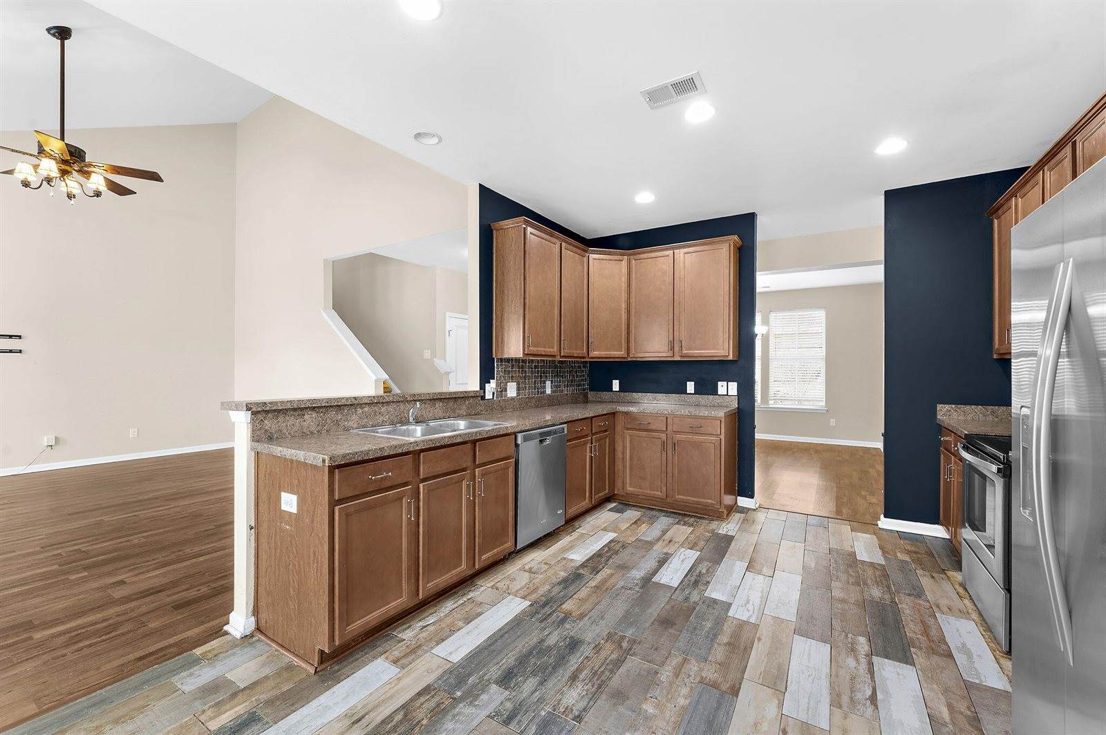 2206 Pimlico Drive, Ridgeville, SC 29472