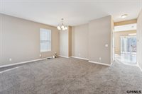 8721 Wyoming Street, Omaha, NE 68122