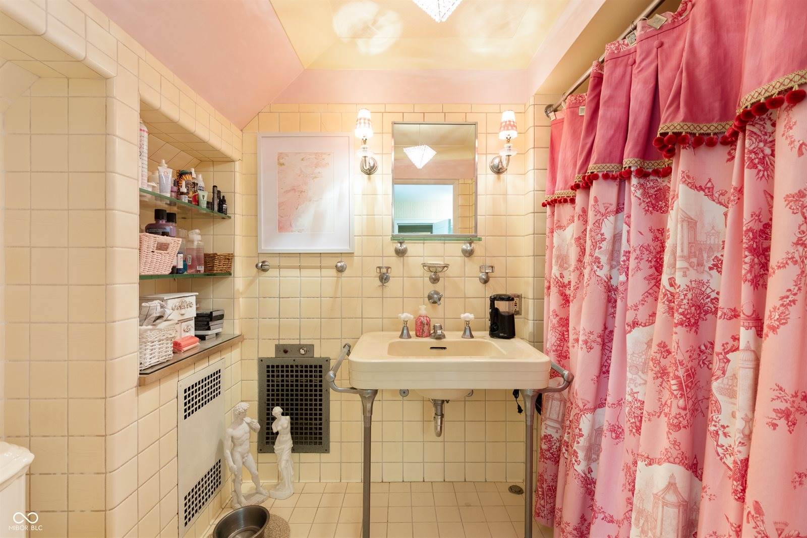 4601 West Legacy Drive, Muncie, IN 47304