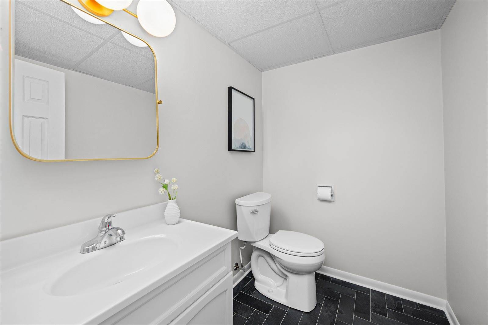 4074 4th street B, East Moline, IL 61244