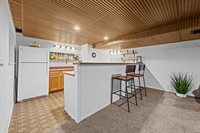 4074 4th street B, East Moline, IL 61244