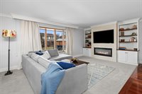 4074 4th street B, East Moline, IL 61244