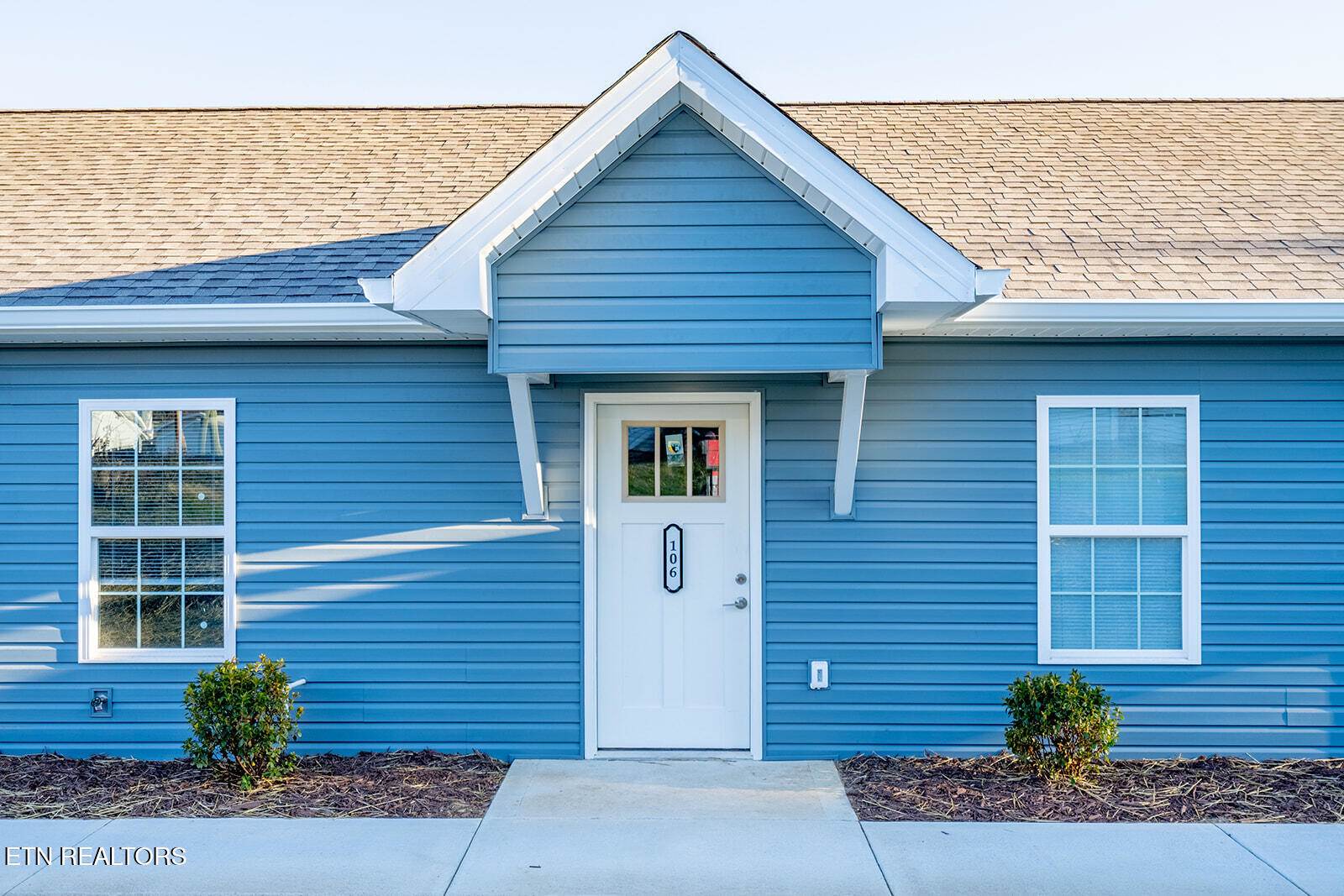 106 East Maire Ave, Clinton, TN 37716