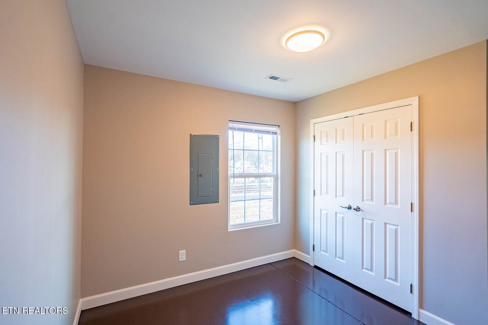 106 East Maire Ave, Clinton, TN 37716