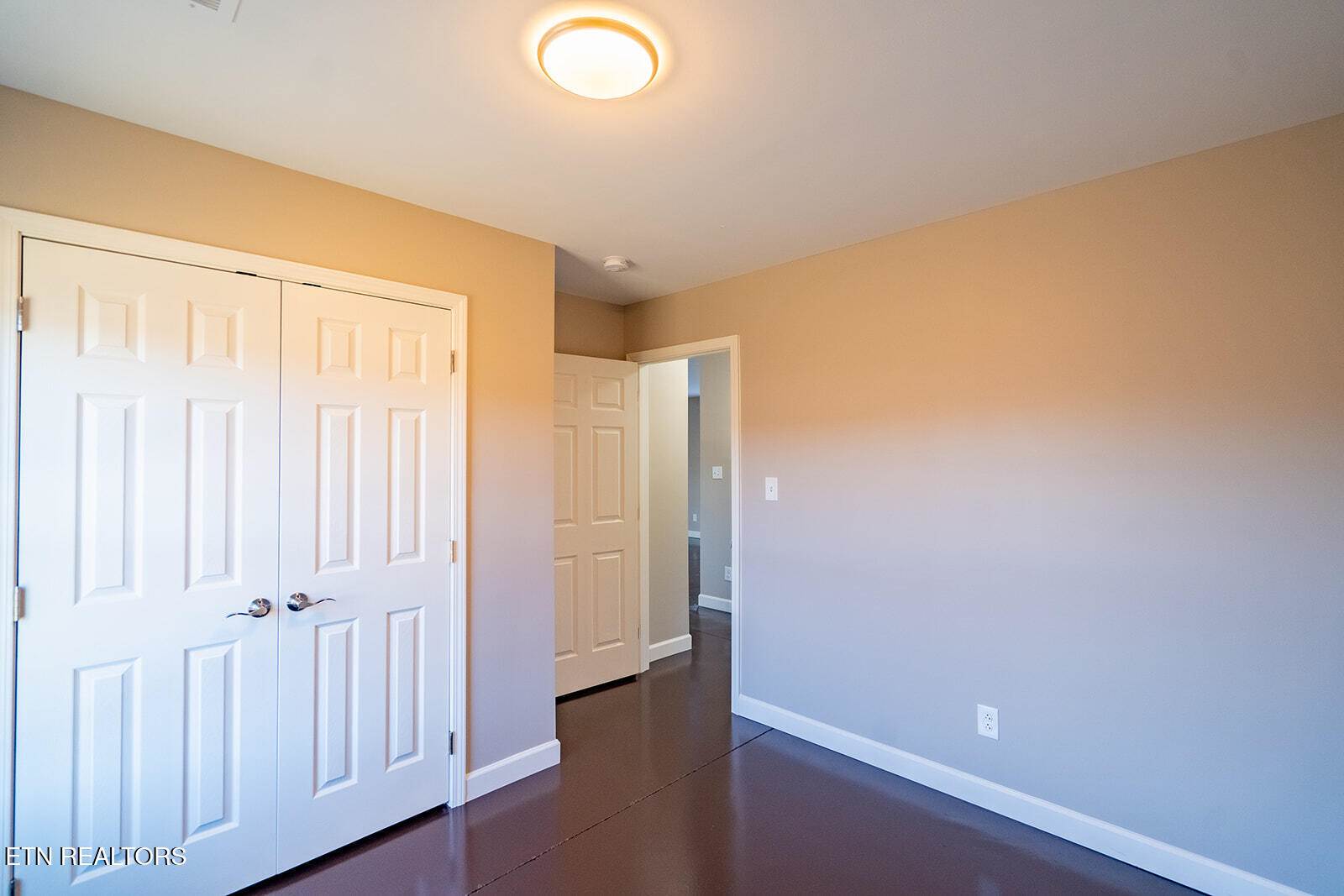 106 East Maire Ave, Clinton, TN 37716