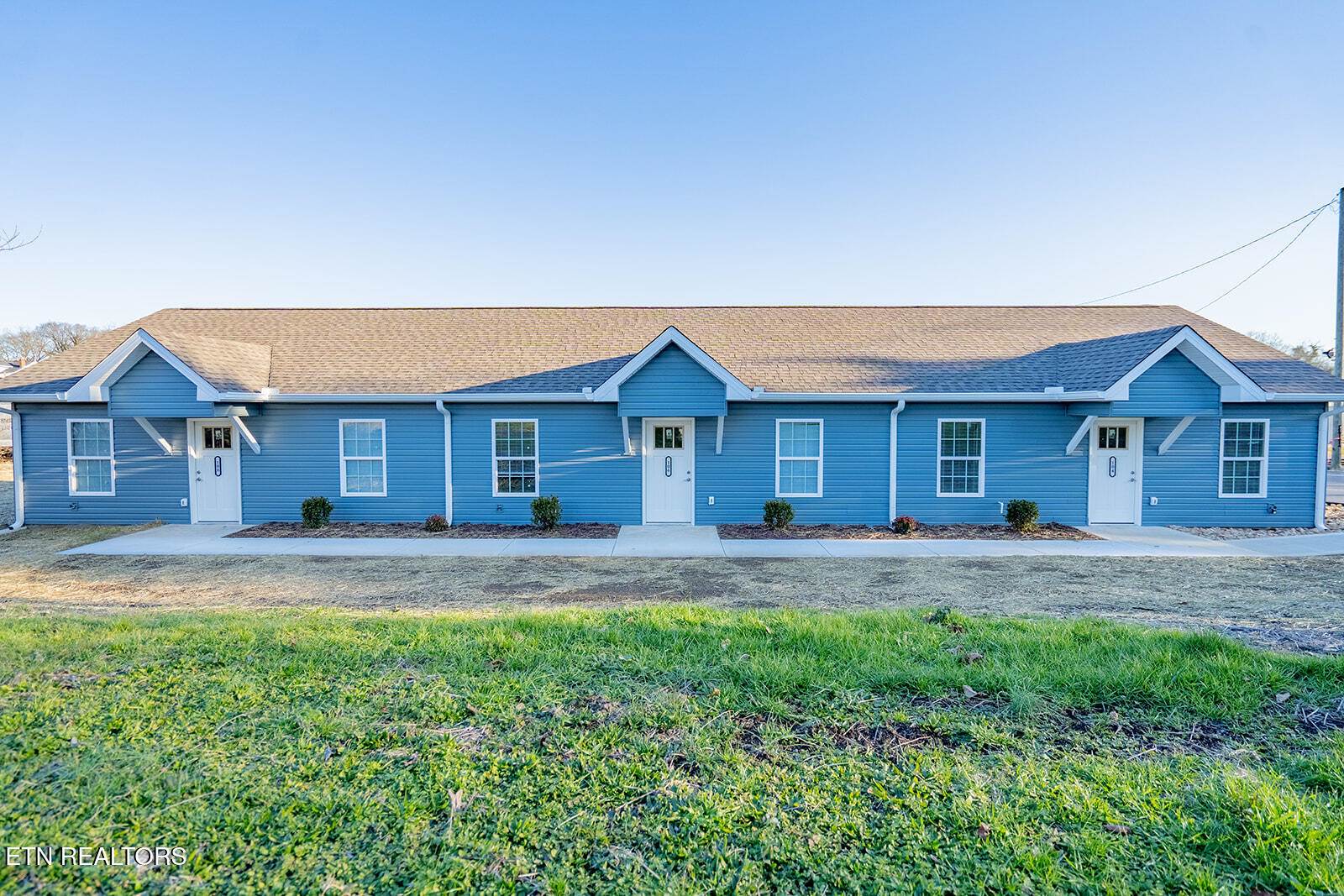 106 East Maire Ave, Clinton, TN 37716