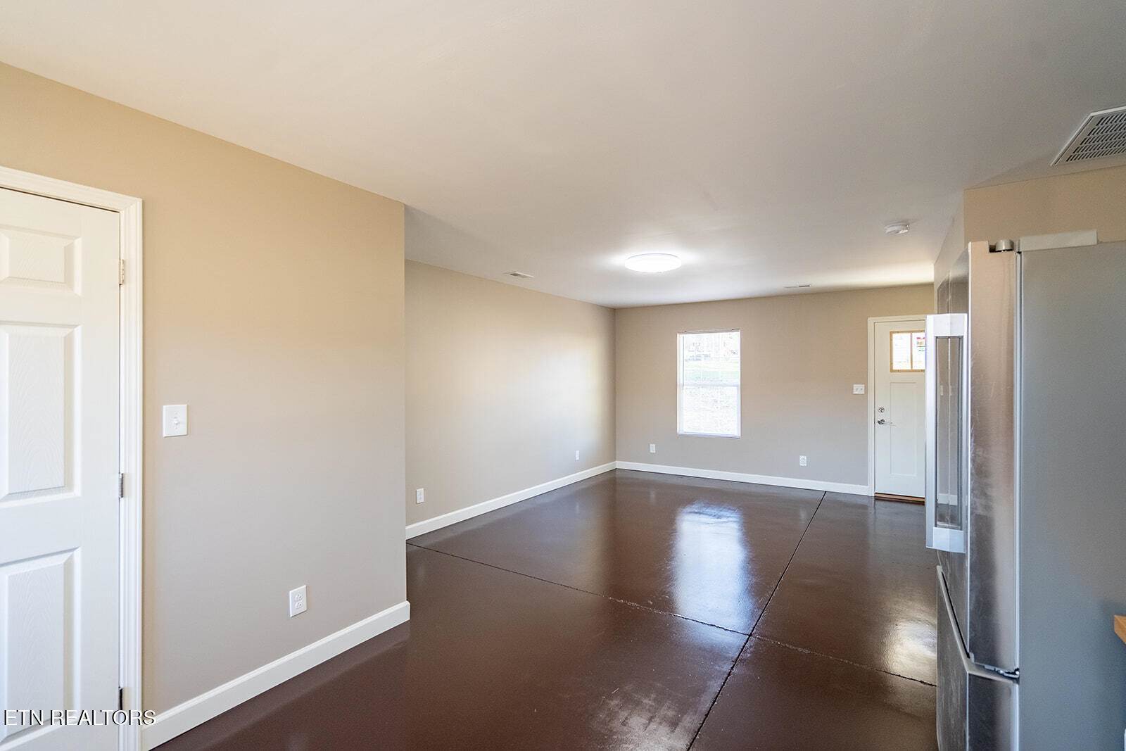 106 East Maire Ave, Clinton, TN 37716