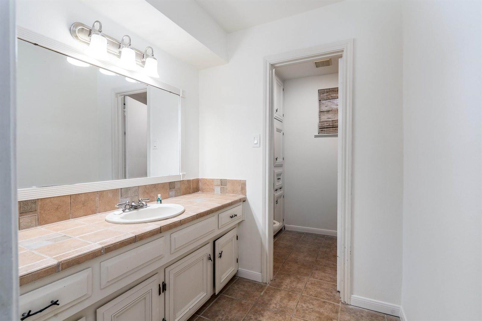 12107 Westmere Drive, Houston, TX 77077