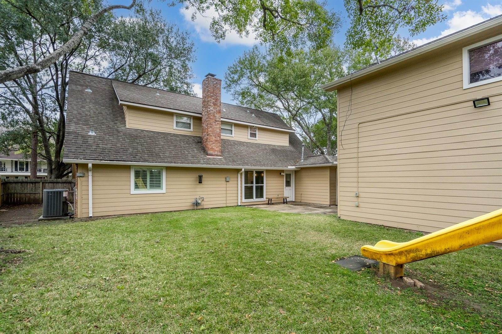 12107 Westmere Drive, Houston, TX 77077