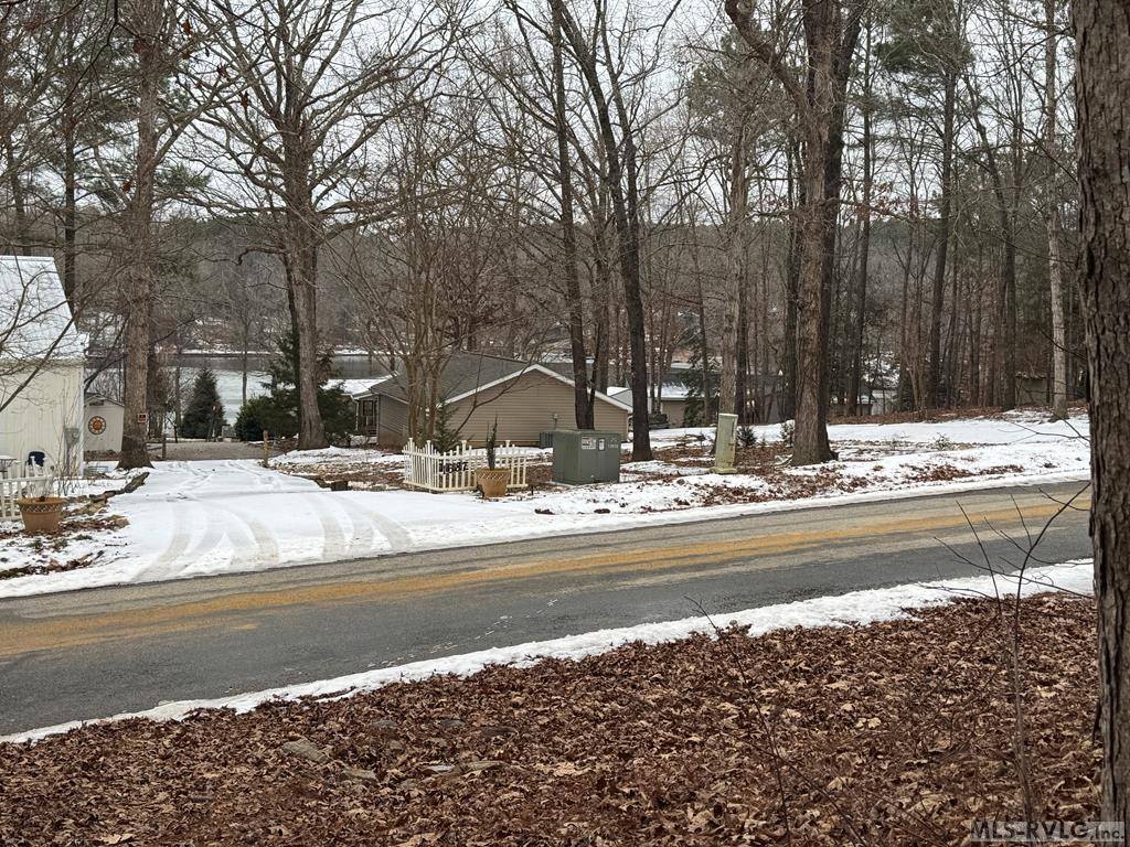 1674 Great Creek Drive, La Crosse, VA 23950