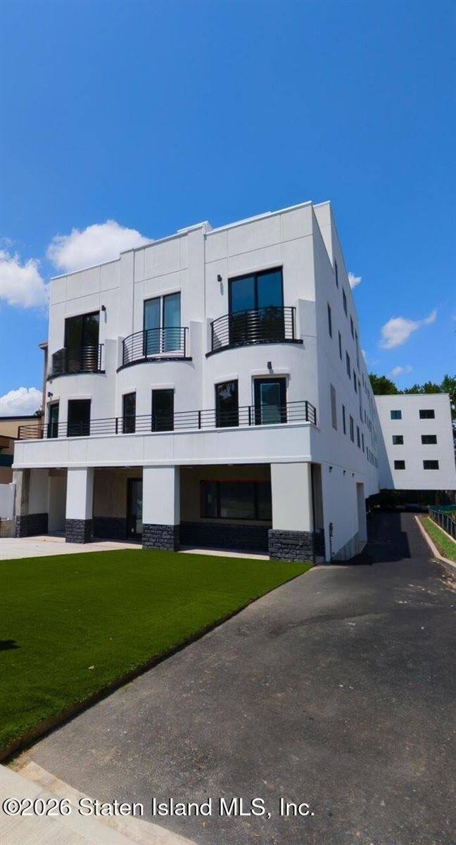 3865 Amboy Road, #2b, Staten Island, NY 10308