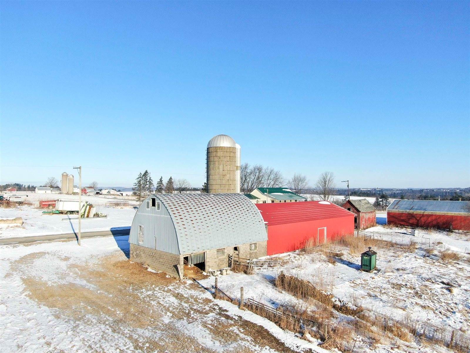 29589 Orchard, Wellington, WI 54651